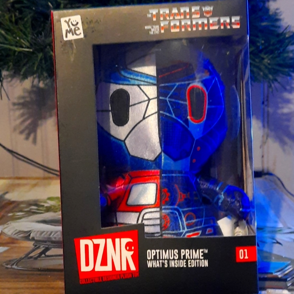 Yume Optimus Prime Plushie